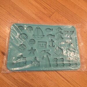 Pampered Chef Summer Cookie Mold